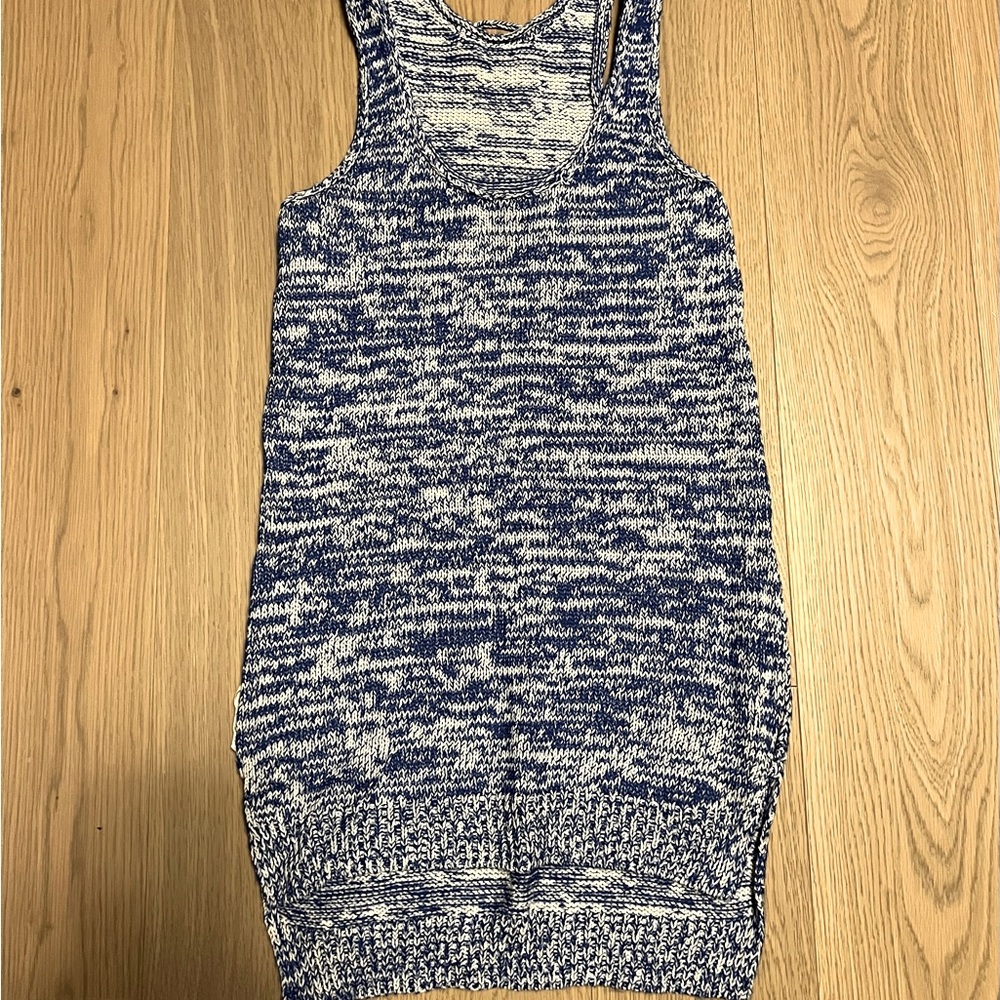 Wilfred, chunky knit sleeveless top, blue and biege